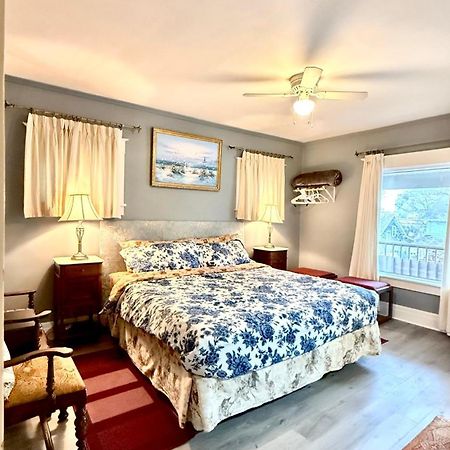 Two Bedrooms Unit With Jacuzzi And Great View Niagara Falls Exterior photo