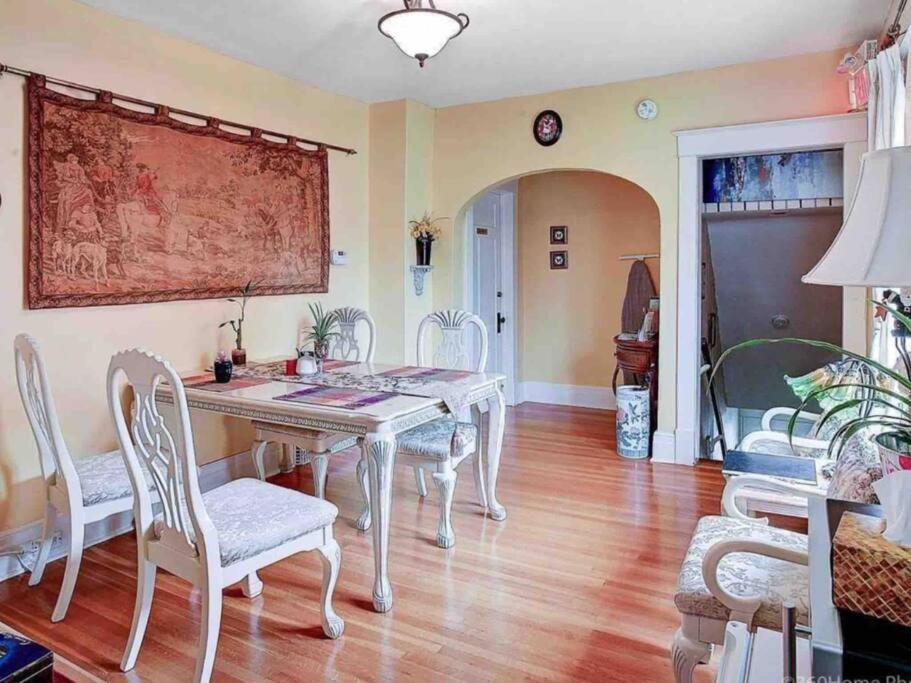 Two Bedrooms Unit With Jacuzzi And Great View Niagara Falls Exterior photo