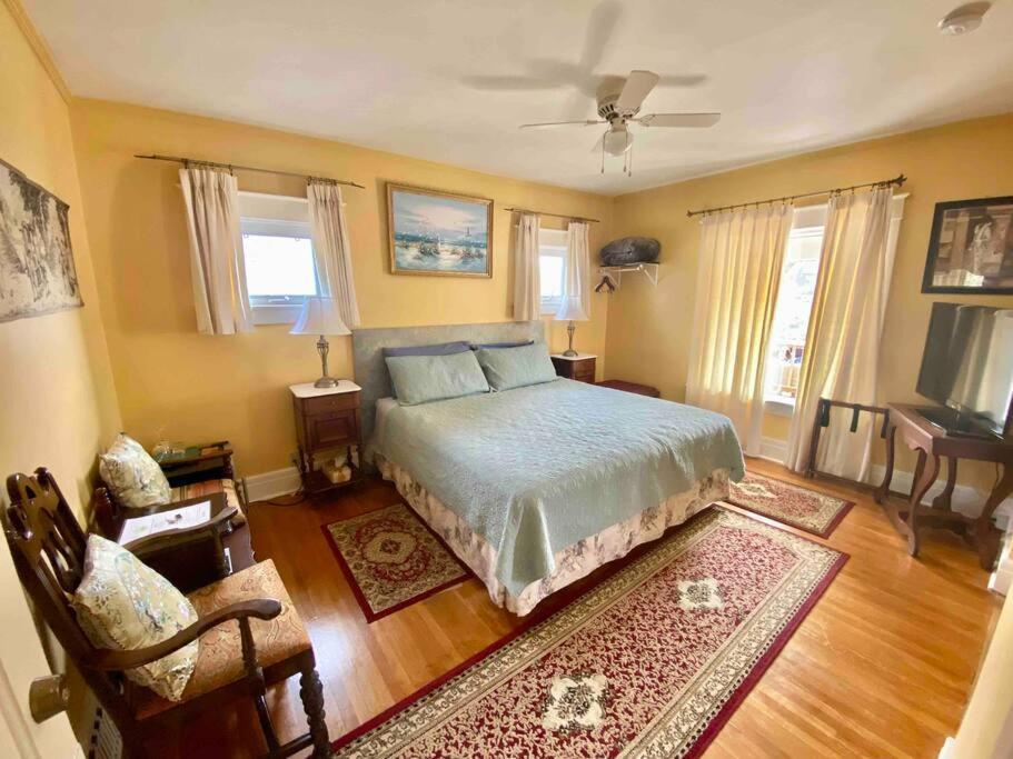 Two Bedrooms Unit With Jacuzzi And Great View Niagara Falls Exterior photo