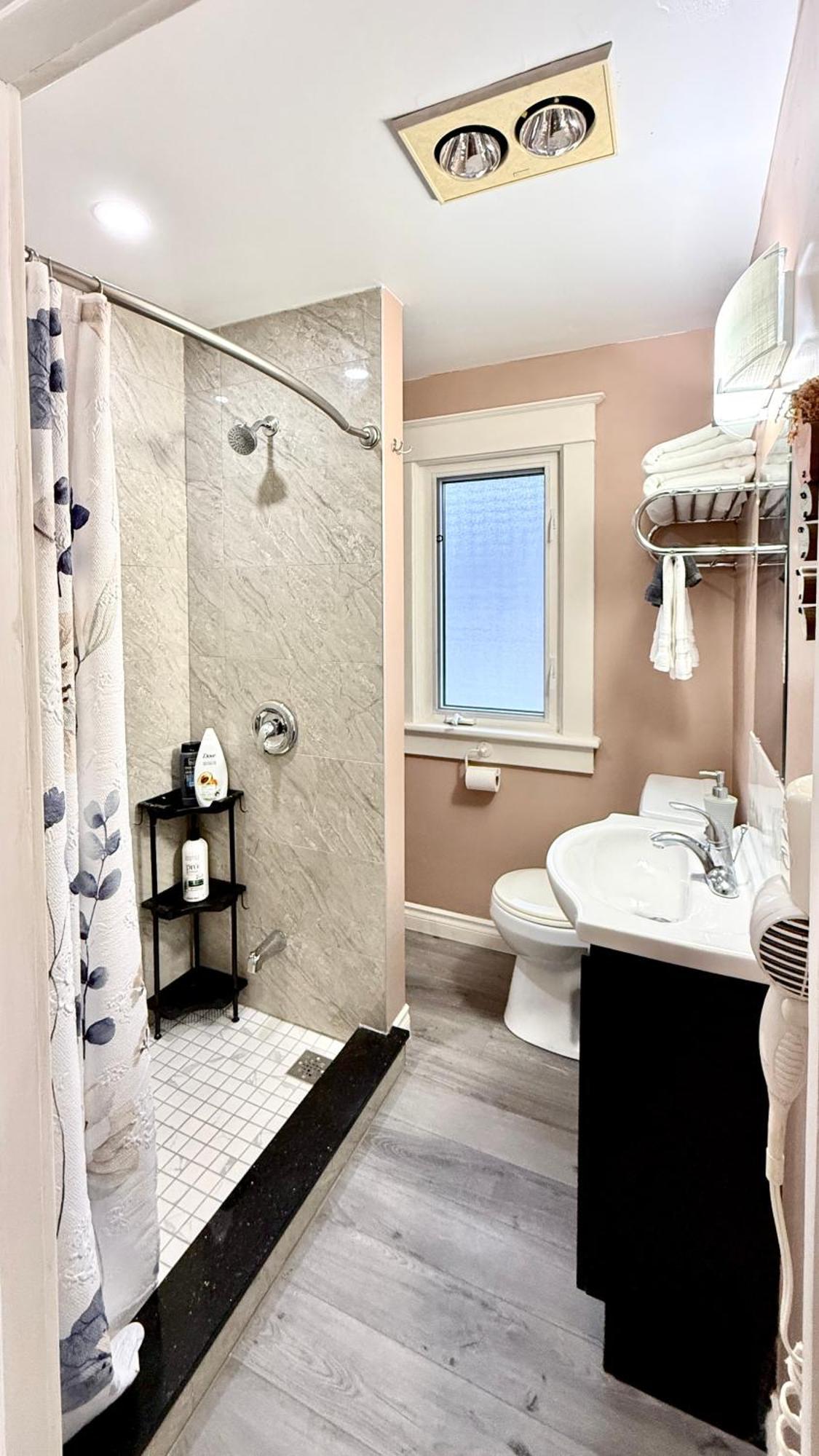 Two Bedrooms Unit With Jacuzzi And Great View Niagara Falls Exterior photo